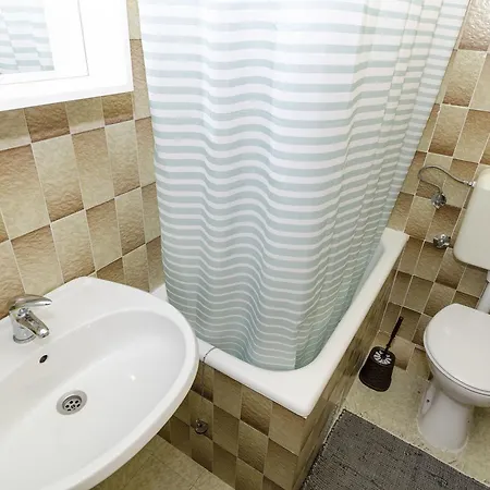And Mirjana Apartment Omis