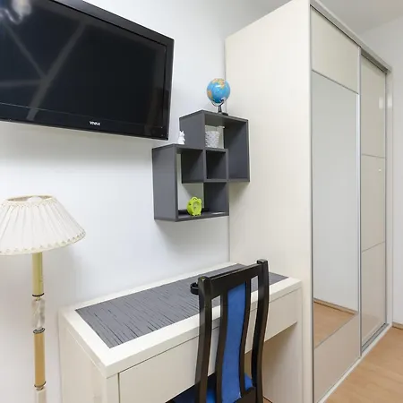 Apartman And Mirjana Omiš